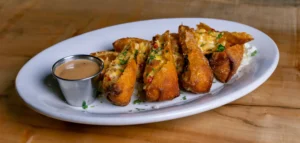 Bacon Mac and Cheese Eggrolls